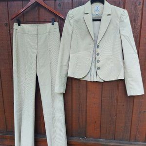Women's Pinstripe Pantsuit from Tristan size small, unaltered, in new condition